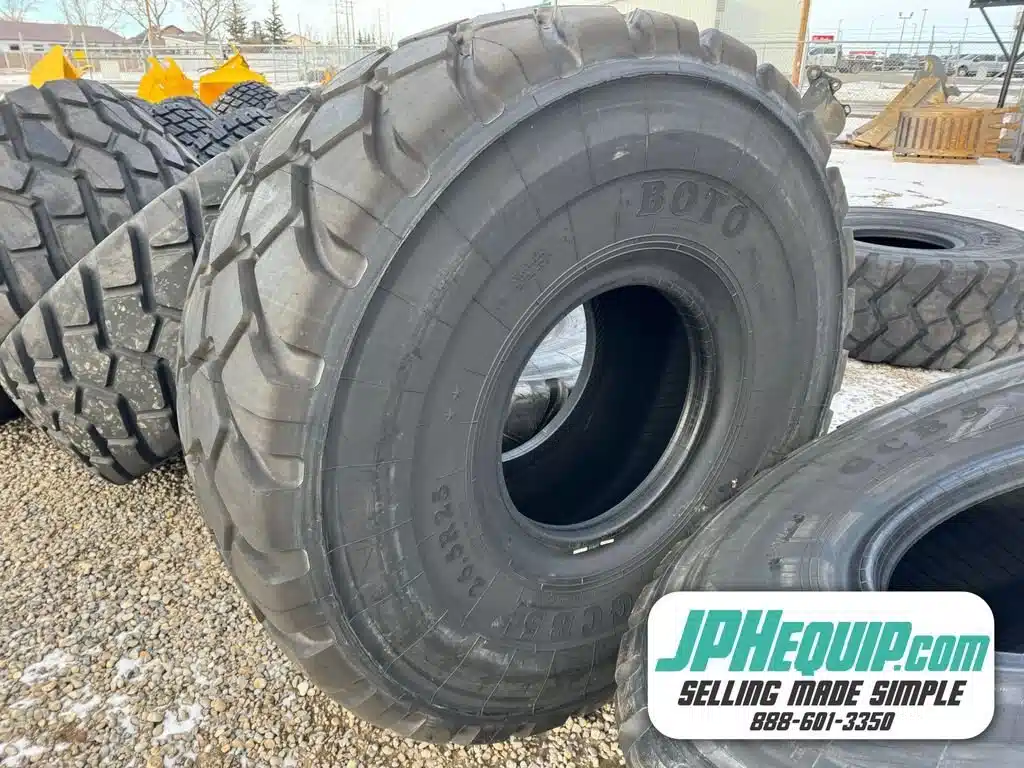 Photo de la Galerie 1 pour 2024 Boto 26.5x25 Boto GCB5 Radial Tire Camion - pickup