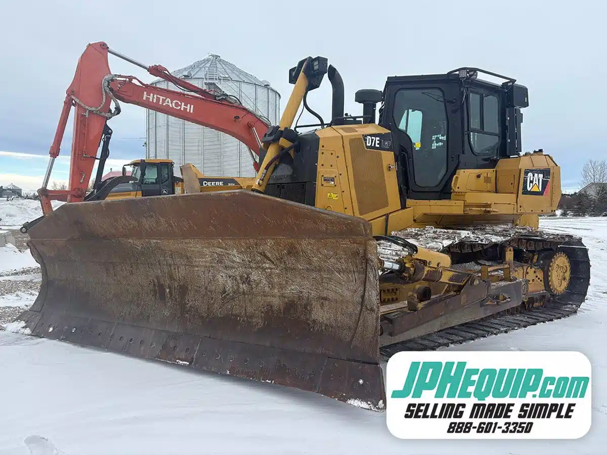 Photo de la Galerie 1 pour 2015 Caterpillar D7 Series Bouteur
