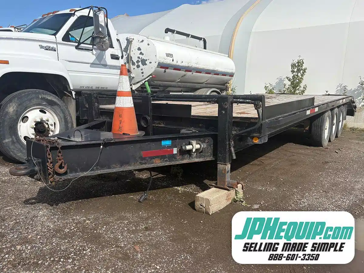 Gallery image 1 for 2004 Double A Trailers 25 ft Trailer