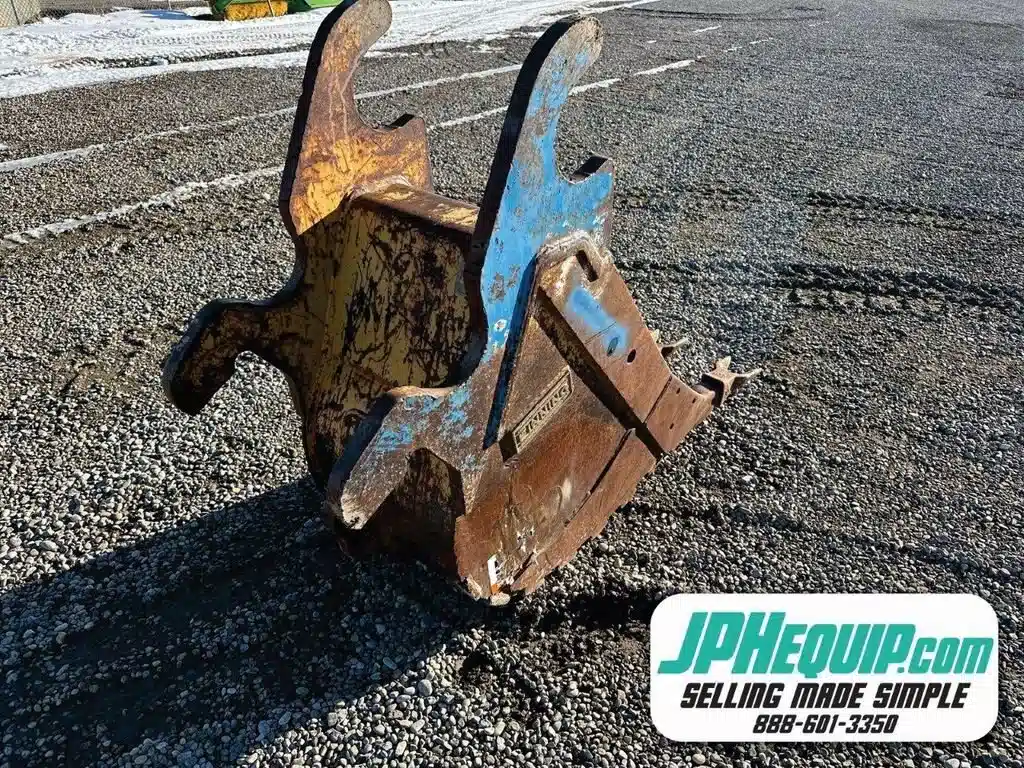 Gallery image 1 for Caterpillar 300 Series Attachment