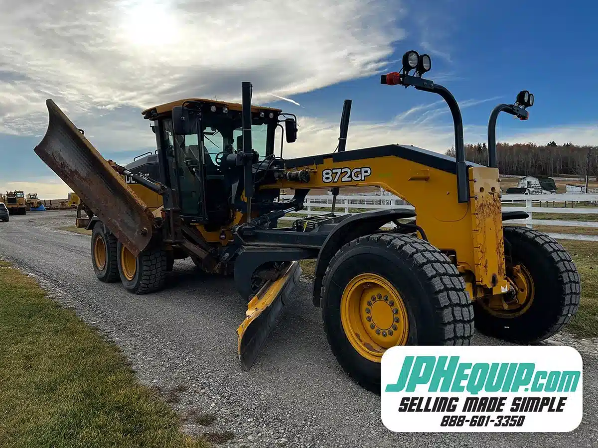 Gallery image 1 for 2018 John Deere 872GP Grader