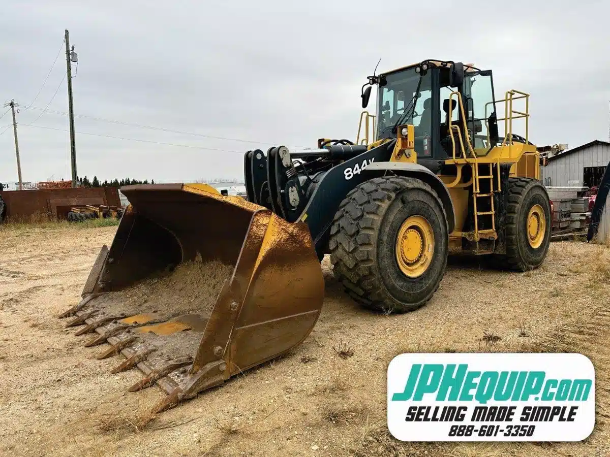 Photo de la Galerie 1 pour 2010 John Deere 844K Chargeur sur roues