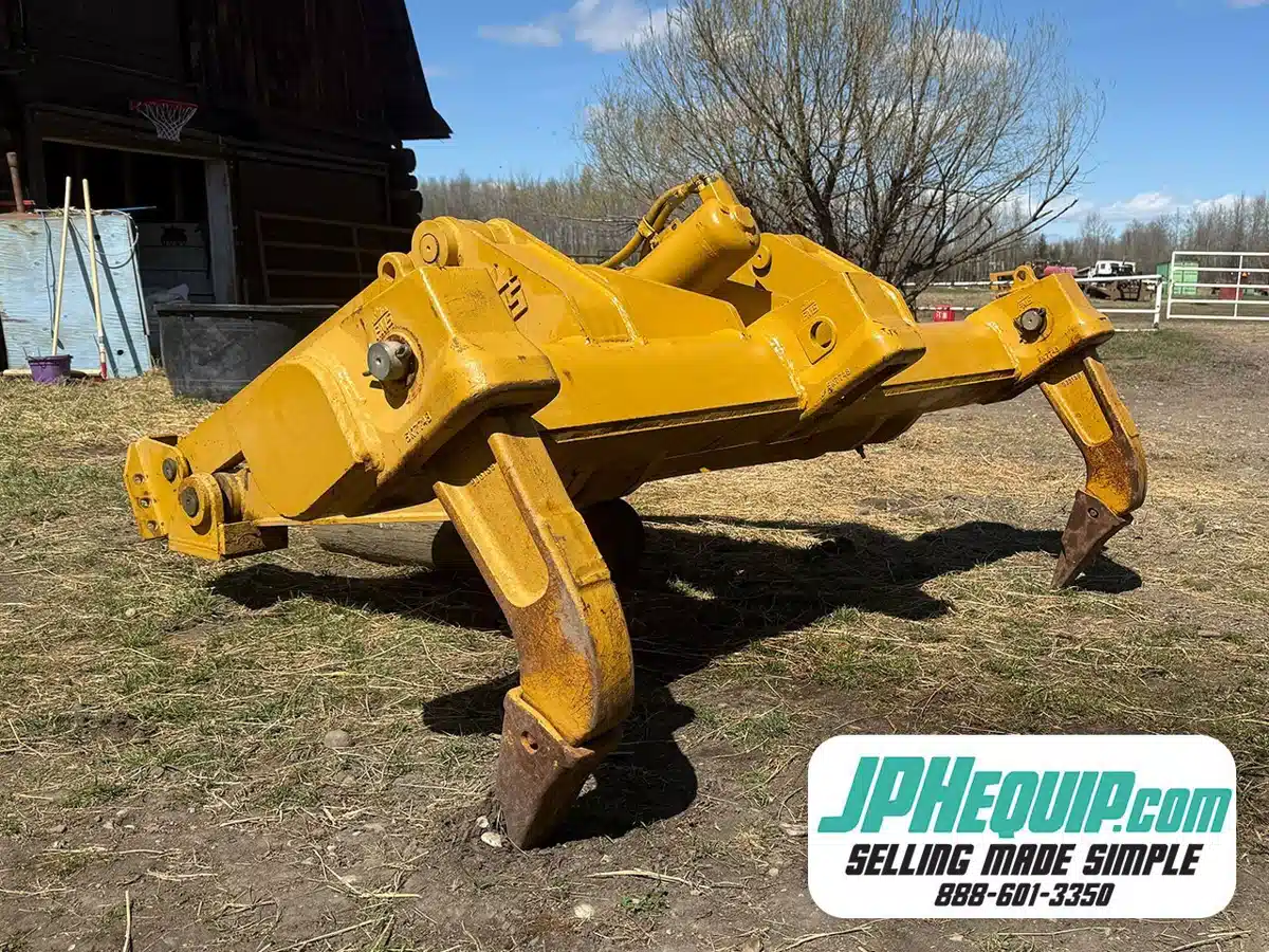 Gallery image 1 for Caterpillar D6 Blade - Dozer