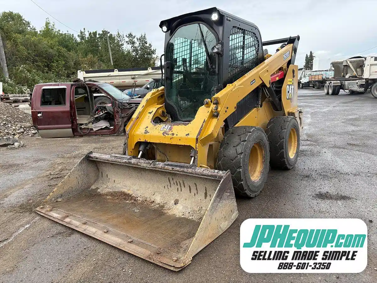 Photo de la Galerie 1 pour 2021 Caterpillar 262D3 chargeuse à direction à glissement