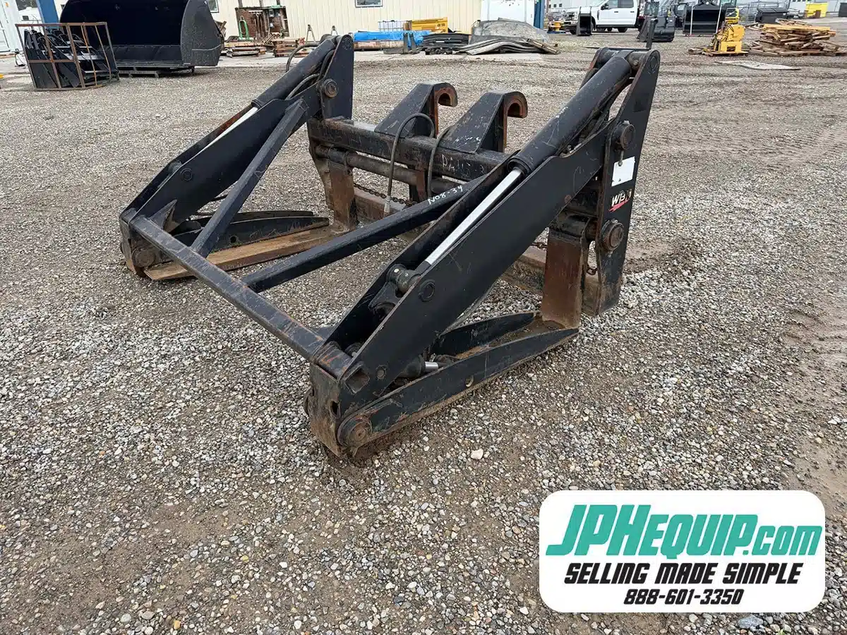 Gallery image 1 for Weldco-Beales Manufacturing Pipe Grapple Wheel Loader