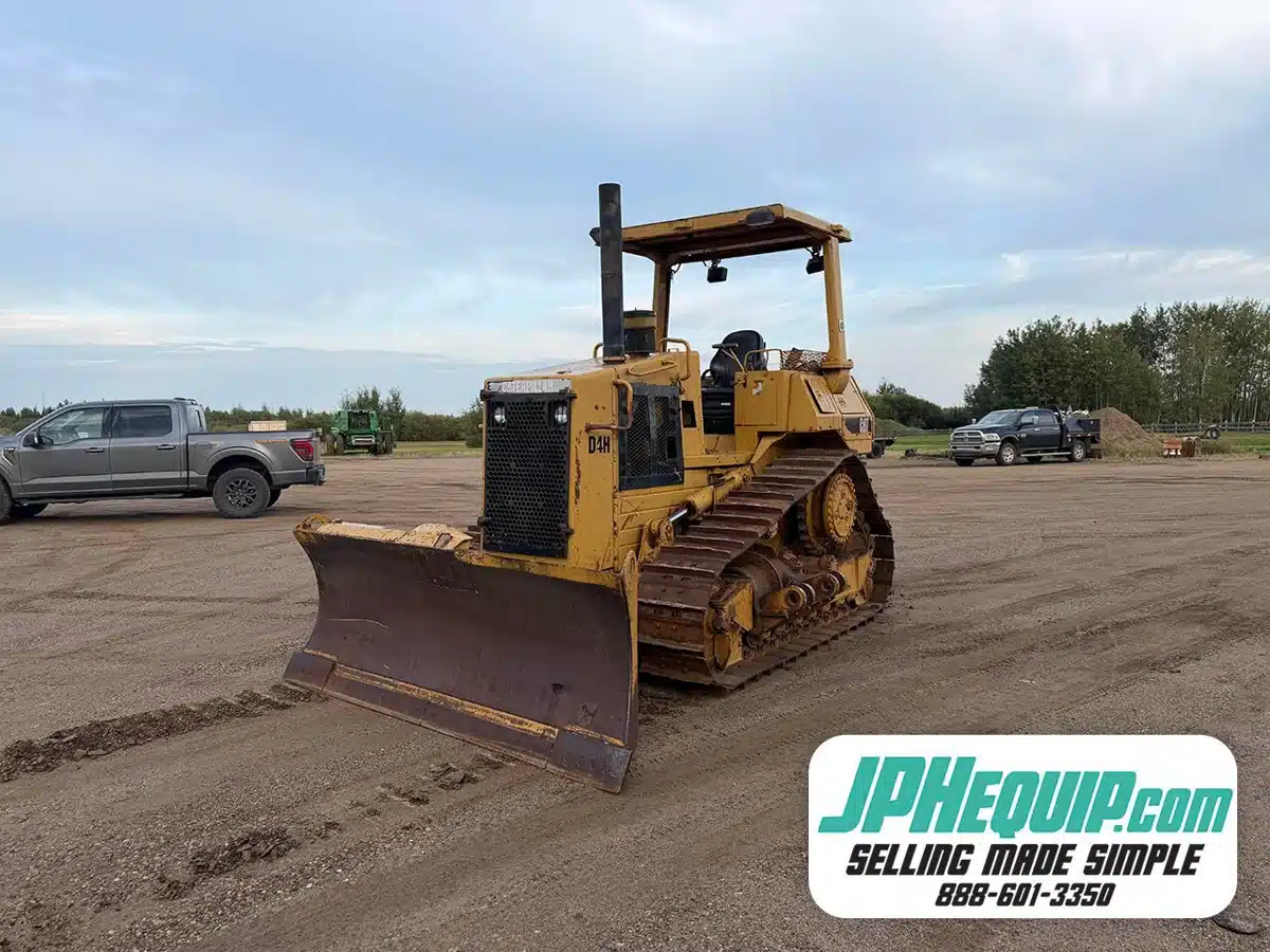 Photo de la Galerie 1 pour 1987 Caterpillar D4H Bouteur