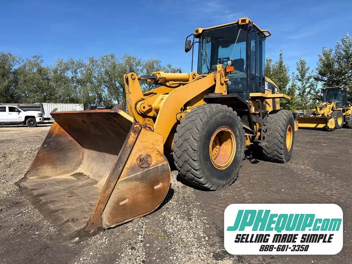 Photo de la Galerie 1 pour 2004 Caterpillar 938G Chargeur sur roues