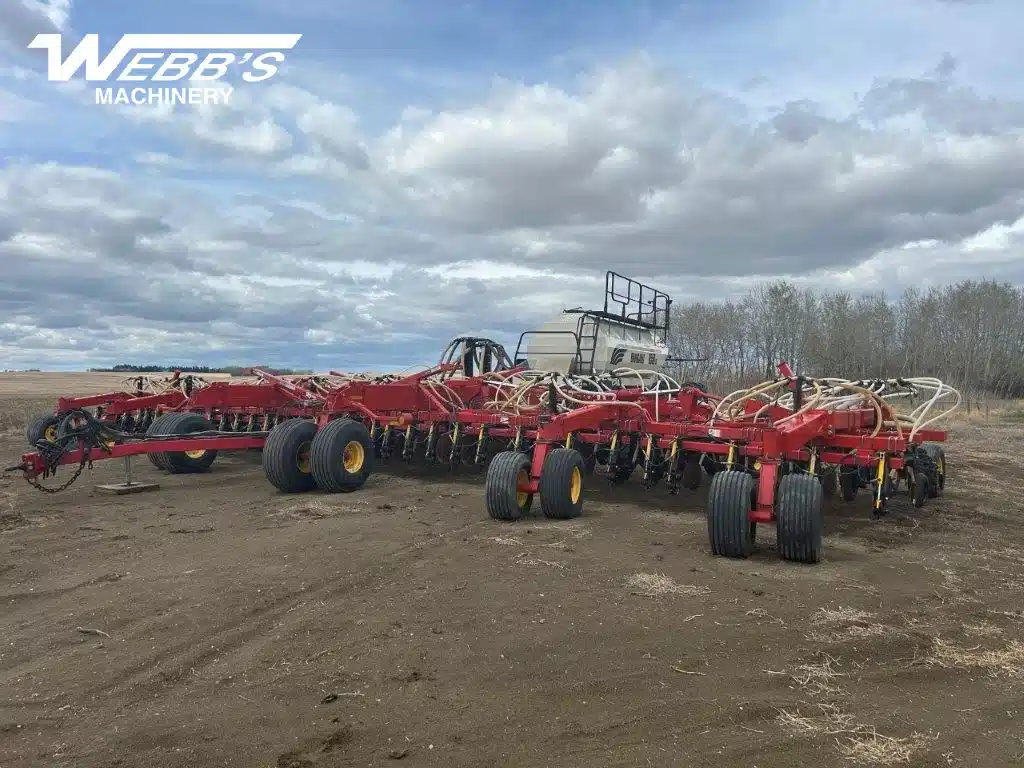 Photo de la Galerie 2 pour 2012 Bourgault 3320-66 Semoir à air