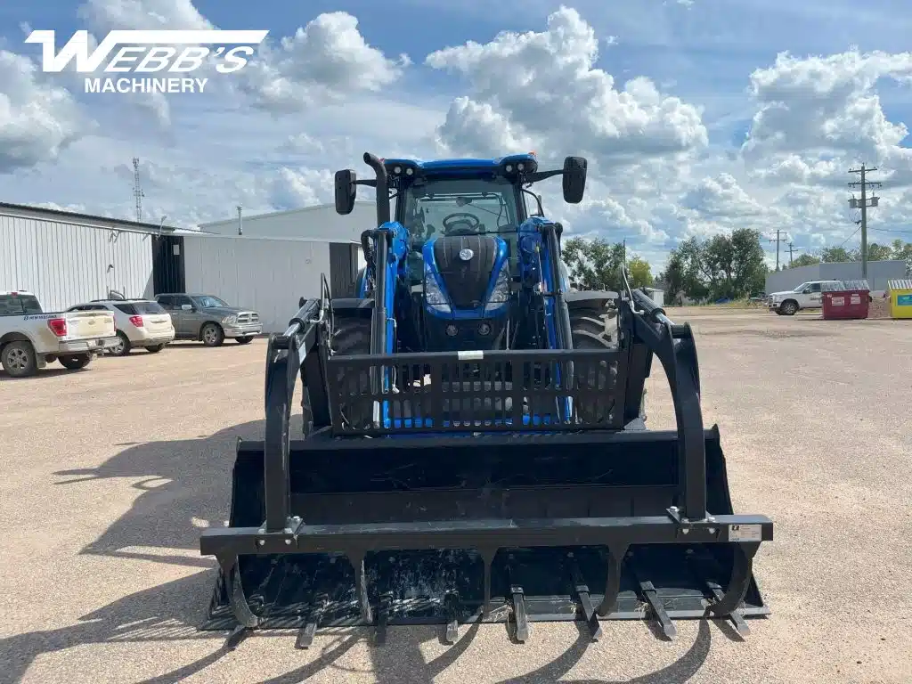 Gallery image 2 for 2024 New Holland T7.190 Tractor