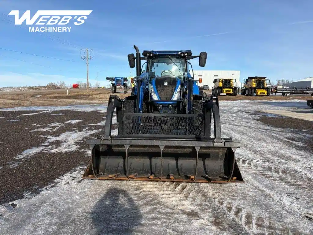 Gallery image 2 for 2018 New Holland T7.230 Tractor