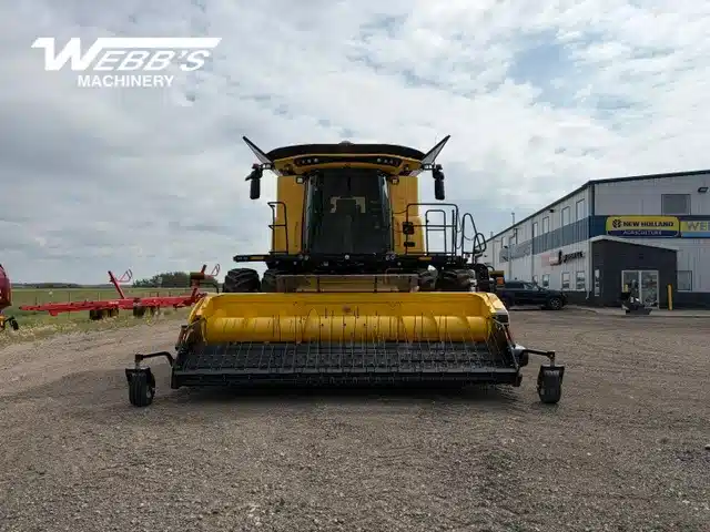 Photo de la Galerie 2 pour 2024 New Holland CR10.90 Batteuse