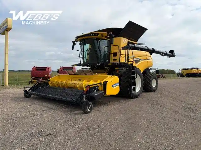 Photo de la Galerie 1 pour 2024 New Holland CR10.90 Batteuse