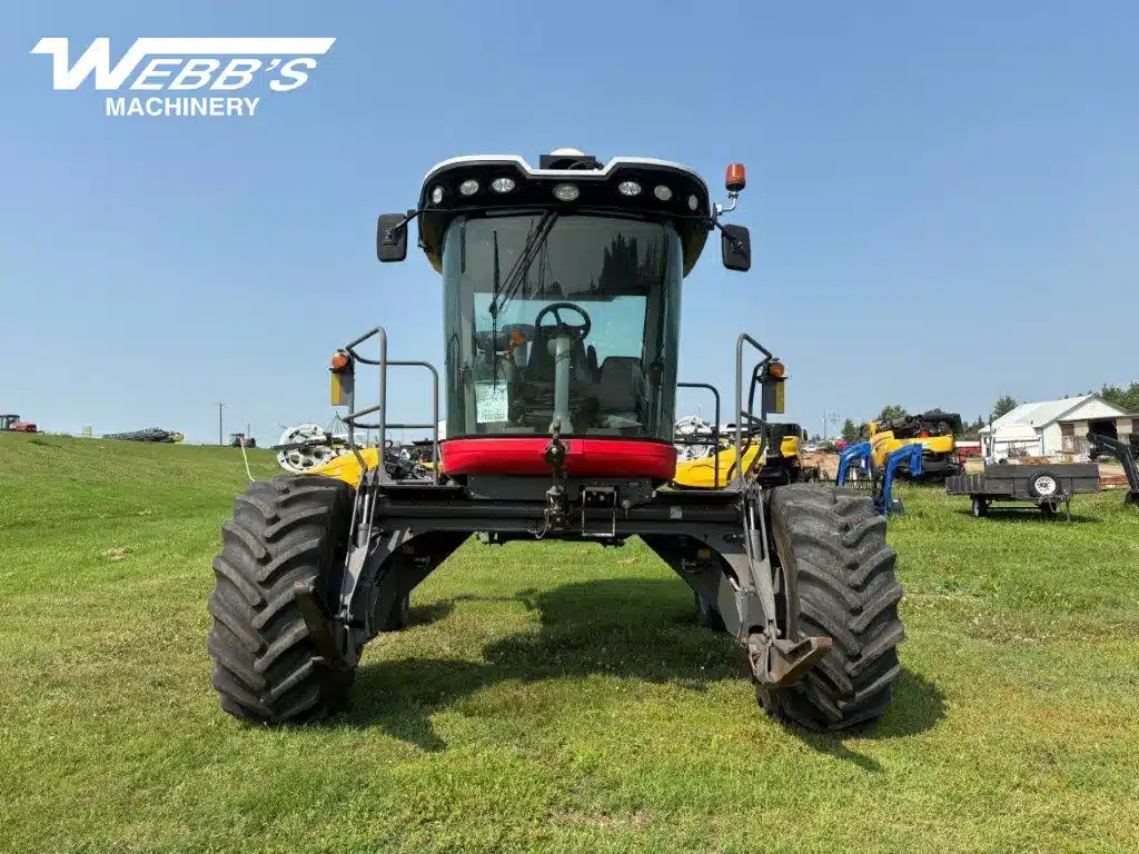 Gallery image 2 for 2015 Massey Ferguson WR9860 Windrower