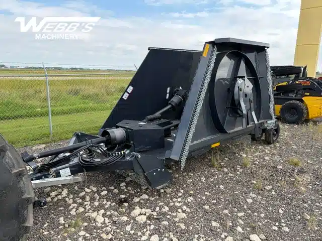 Gallery image 1 for 2026 Buhler Farm King Y1531-8 Mower - Batwing