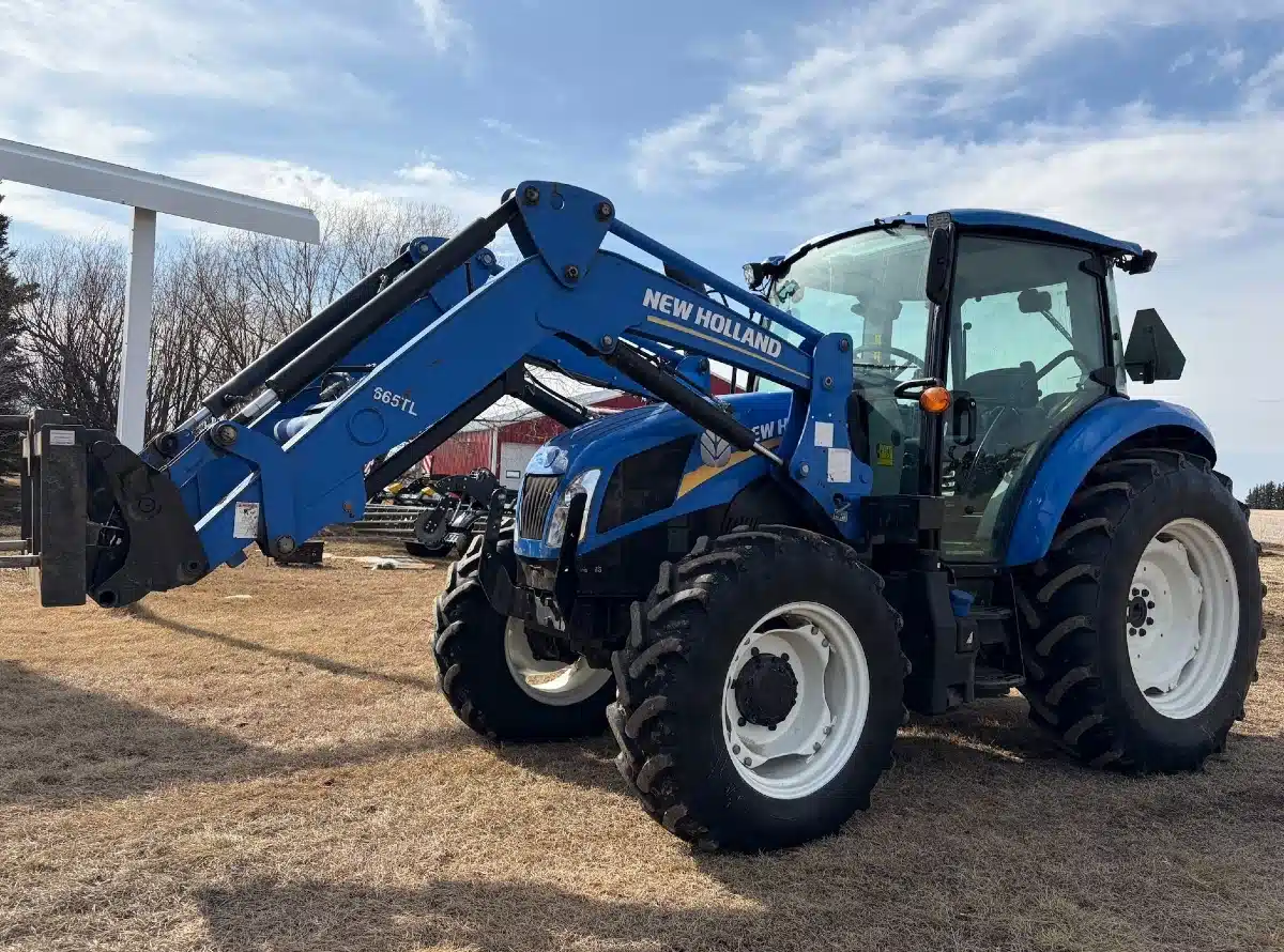 Gallery image 1 for 2018 New Holland POWERSTAR 120 Tractor