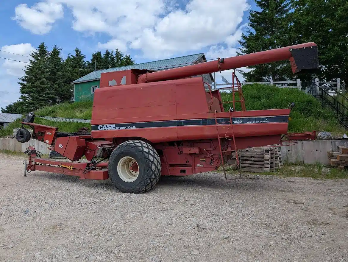 Gallery image 2 for Case IH 1482 Combine-PT