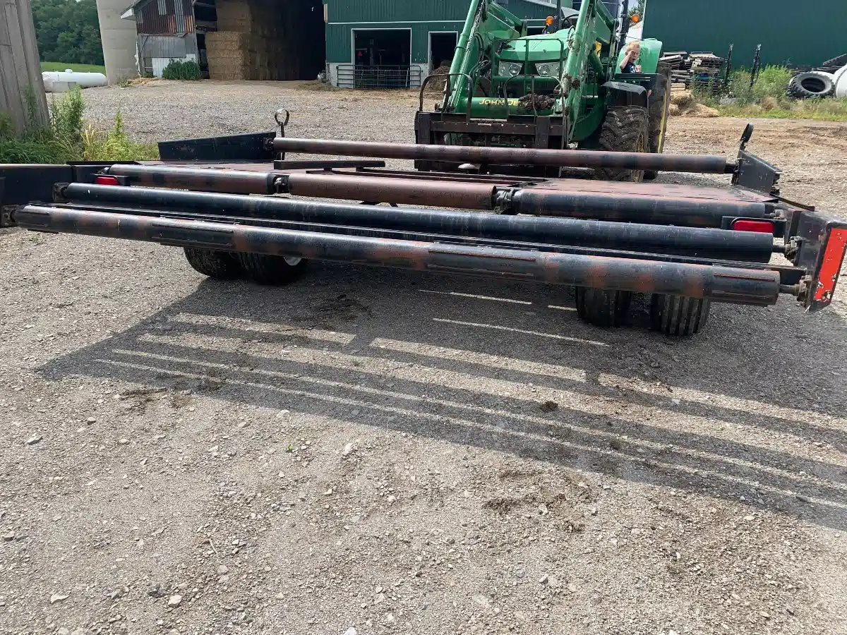 Gallery image 2 for Used 2012 PhiBer Manufacturing AC4104 Bale Accumulator