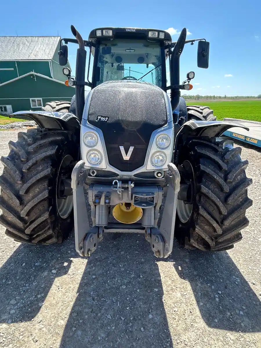 Gallery image 2 for Used 2013 Valtra T163 Tractor