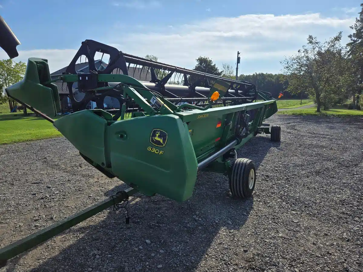 Used 2008 John Deere 630F Header - Auger
