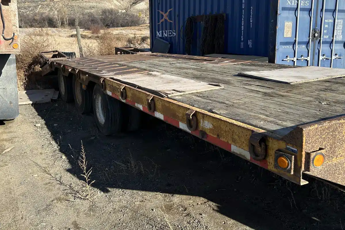 Used 2002 Trail King Tag Along Miscellaneous