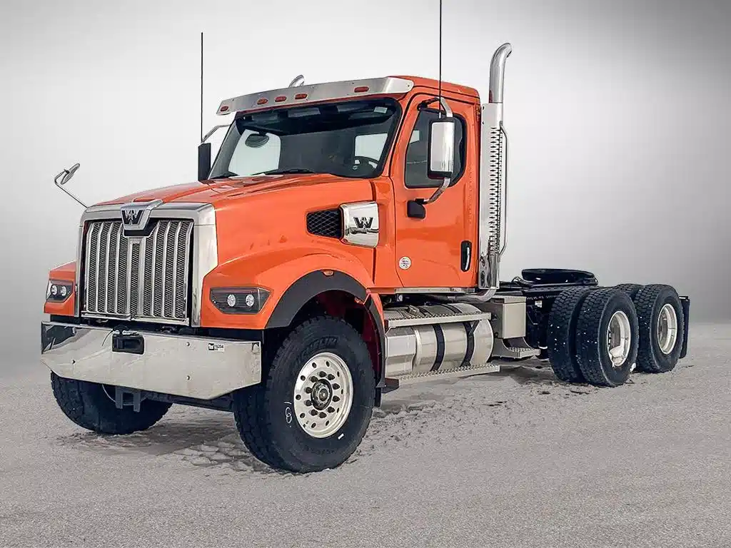 2023 Western Star 49x Semi-Truck