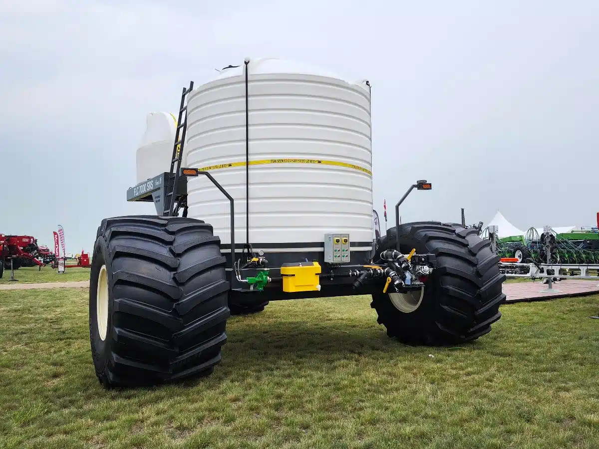 Gallery image 2 for New CW Mowat Manufacturing FLC 7000 SRS Liquid Fertilizer Cart