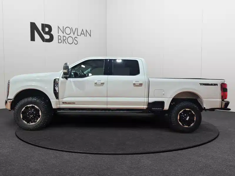 Gallery image 2 for 2026 Ford F-350 Super Duty Truck - Pickup