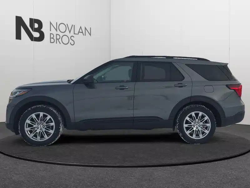 Gallery image 2 for New 2026 Ford Explorer SUV