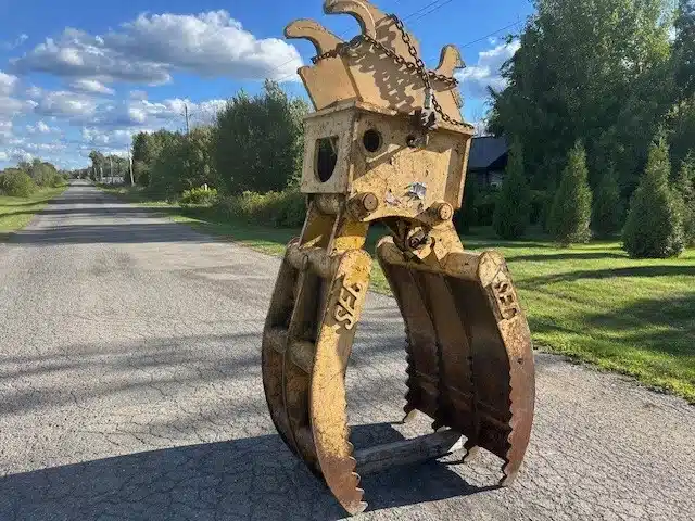 Used 2010 SEC Hydraulic Grapple
