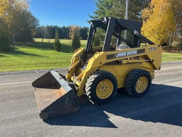 Gallery image 1 for Used 1999 John Deere 7775 Skid Steer