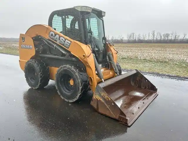 Gallery image 2 for Used 2013 Case SV250 Skid Steer