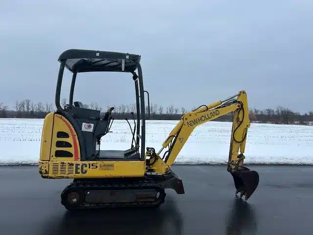 Gallery image 2 for 2003 New Holland EC100 Excavator
