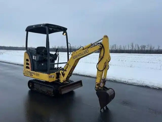 2003 New Holland EC100 Excavator
