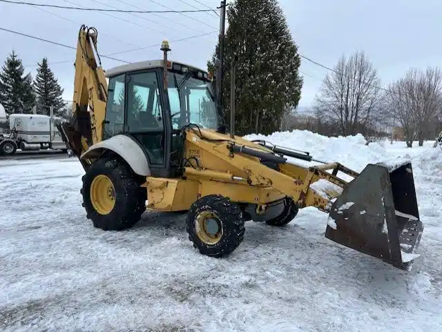 Gallery image 1 for 1999 New Holland 575E Backhoe Loader