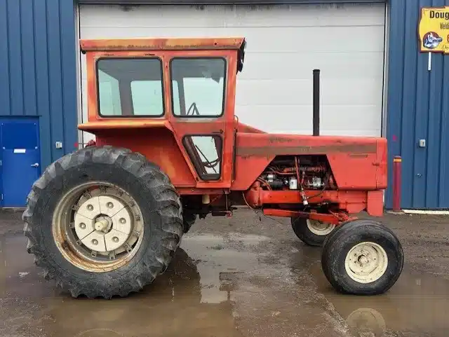 Gallery image 1 for 1967 Allis Chalmers 190XT Tractor