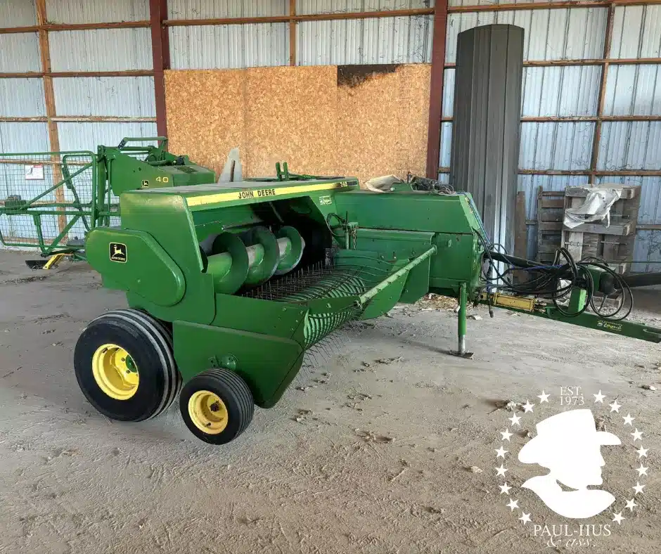 Gallery image 1 for Used John Deere 348 Square Baler - Small