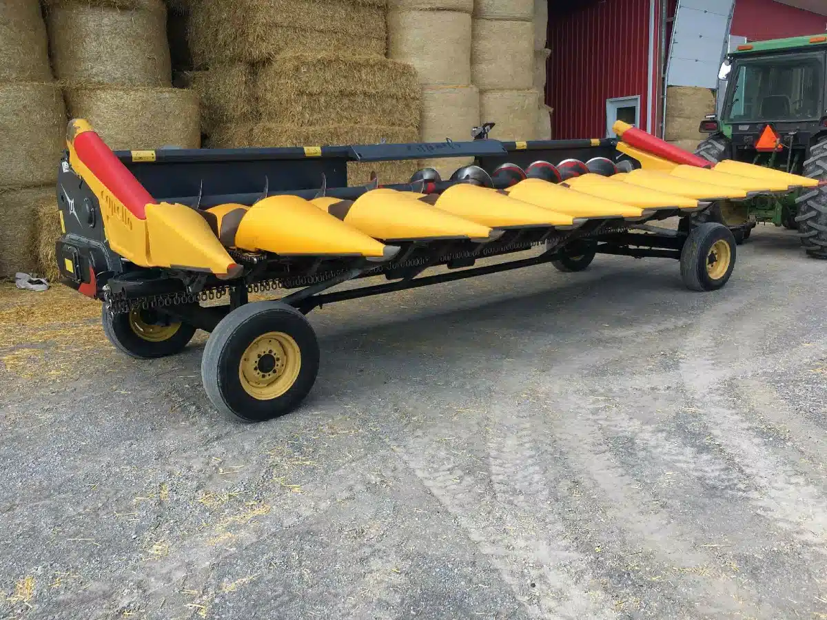 Used Capello QUASAR 8 Header - Row Crop