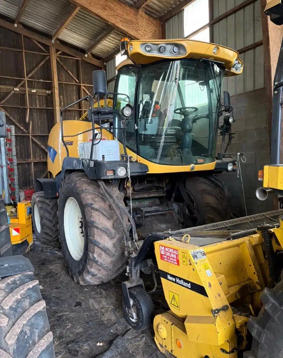 Photo de la Galerie 1 pour 2007 New Holland FR9050 Fourragère