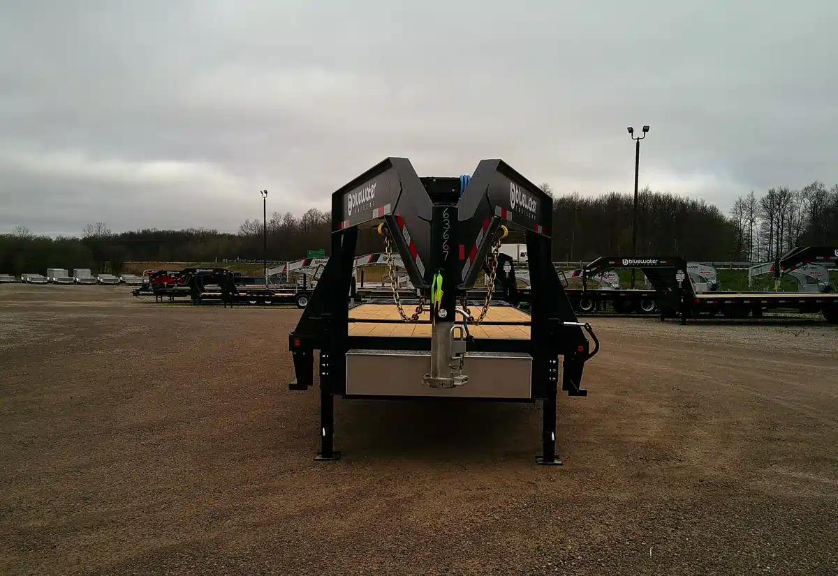 Gallery image 2 for 2025 Canada Trailers Premium Gooseneck Trailer 15,120 lbs. GVWR Trailer - Flat Deck