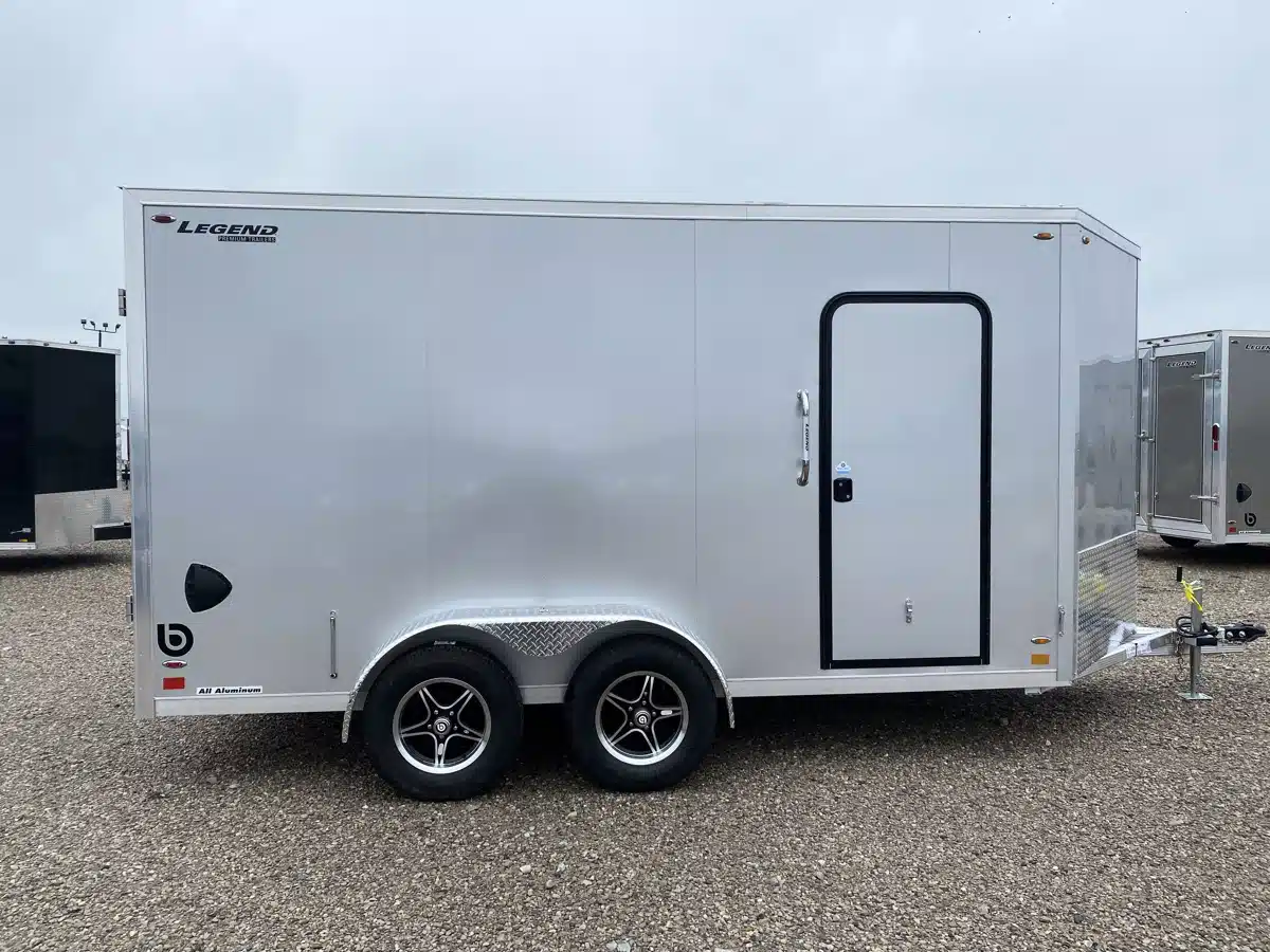 Photo de la Galerie 1 pour 2026 Legend ALUMINUM V-NOSE Trailer