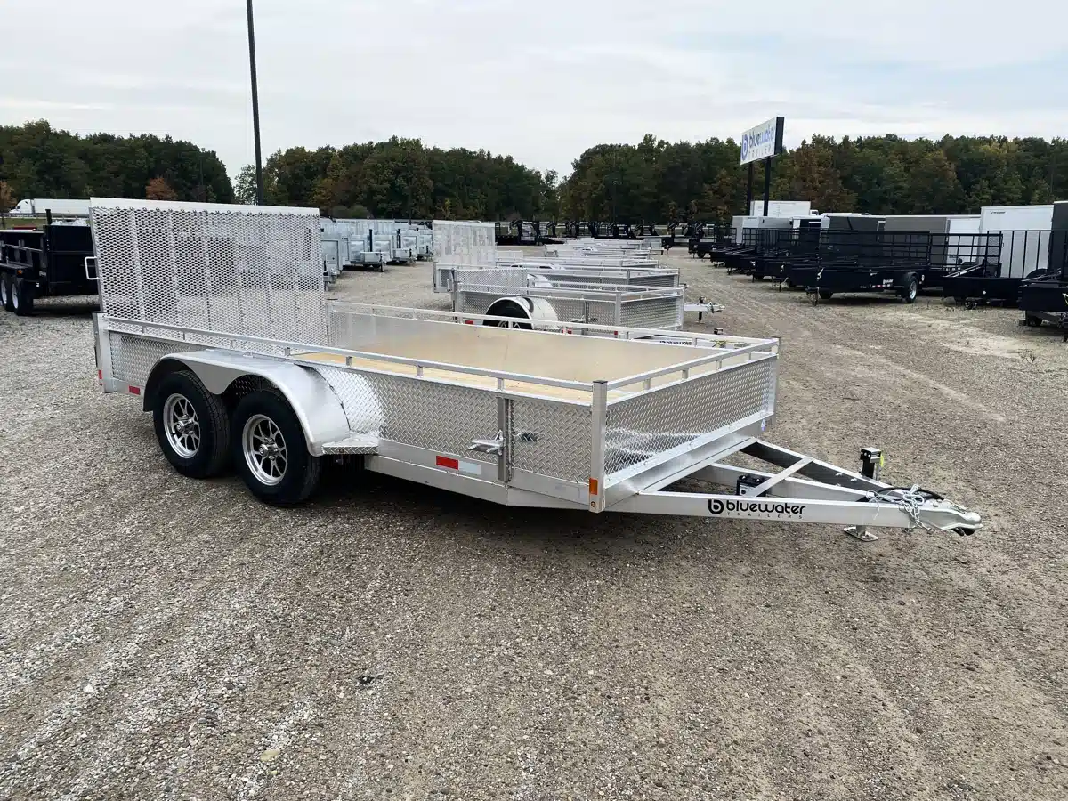 Photo de la Galerie 1 pour 2026 TANDEM AXLE ALUMINUM UTILITY TRAILER remorque - utilitaire