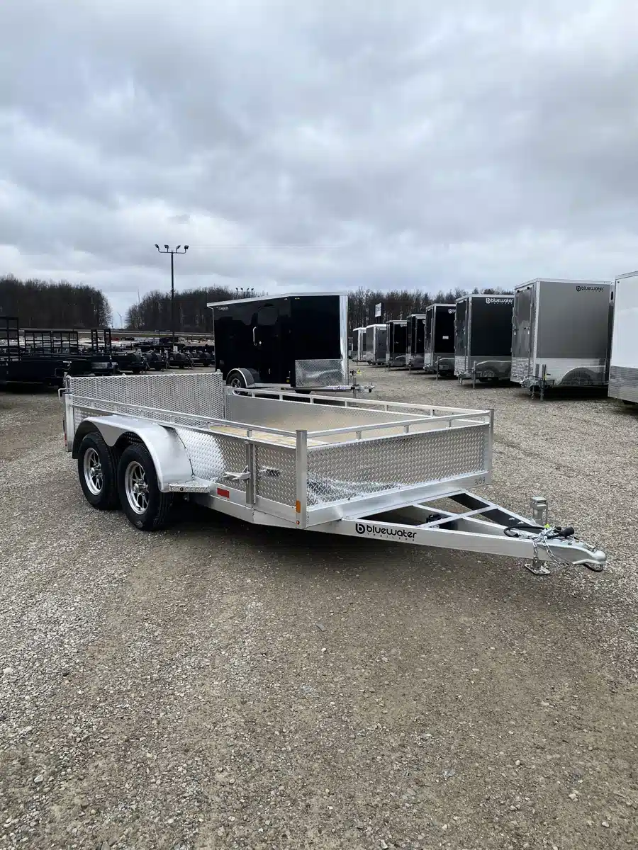 Photo de la Galerie 1 pour 2026 TANDEM AXLE ALUMINUM UTILITY TRAILER remorque - utilitaire