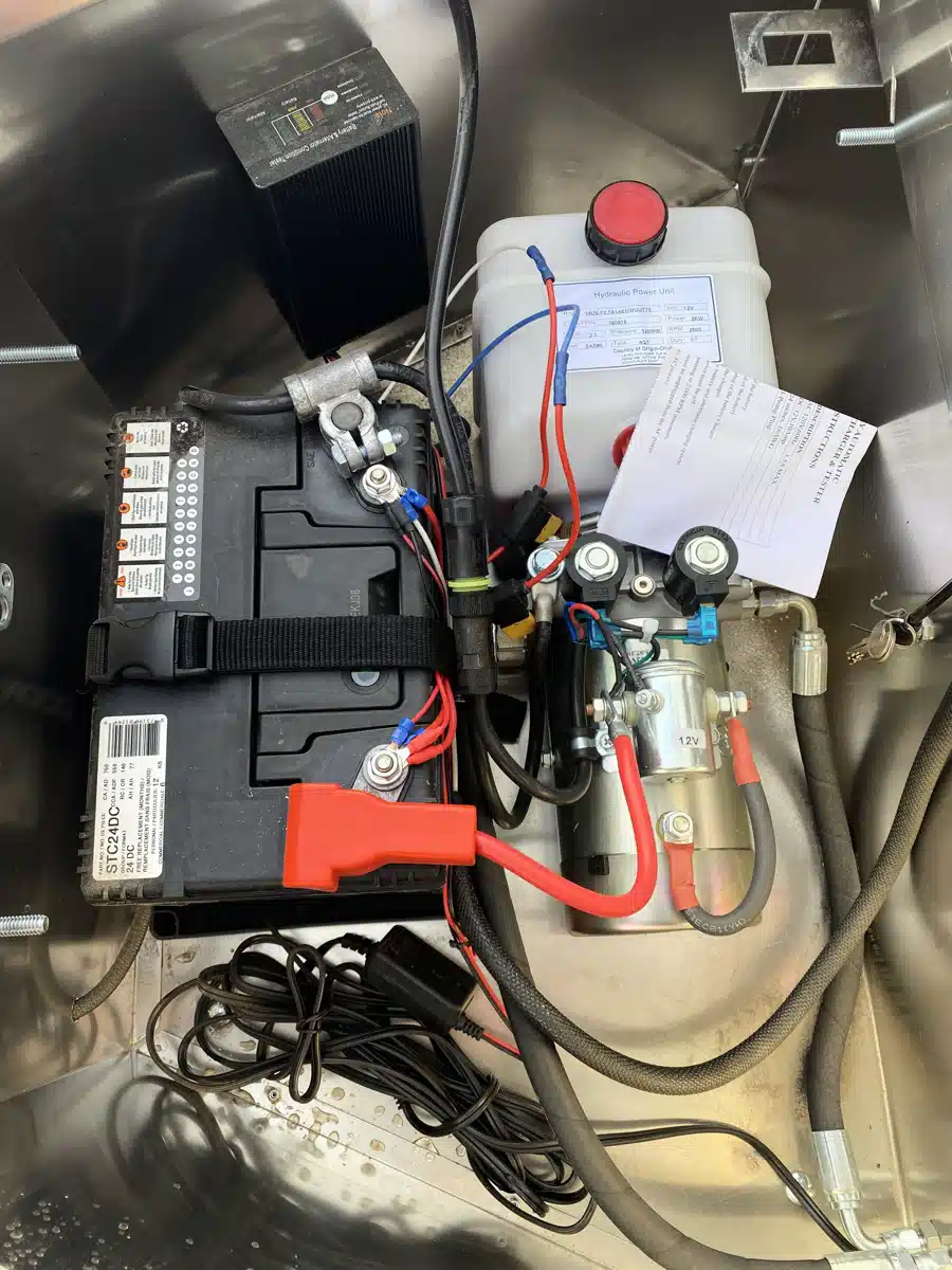 Gallery image 2 for 2026 Bluewater Southland Trailers Tandem Axle Dump Trailer 15,400 lb Trailer - Dump