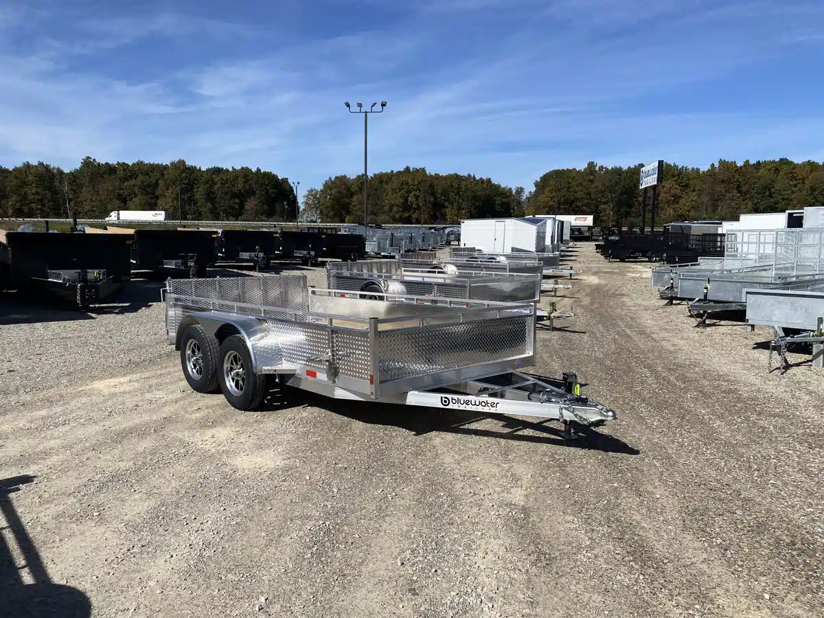 Photo de la Galerie 1 pour 2026 TANDEM AXLE ALUMINUM UTILITY TRAILER remorque - utilitaire