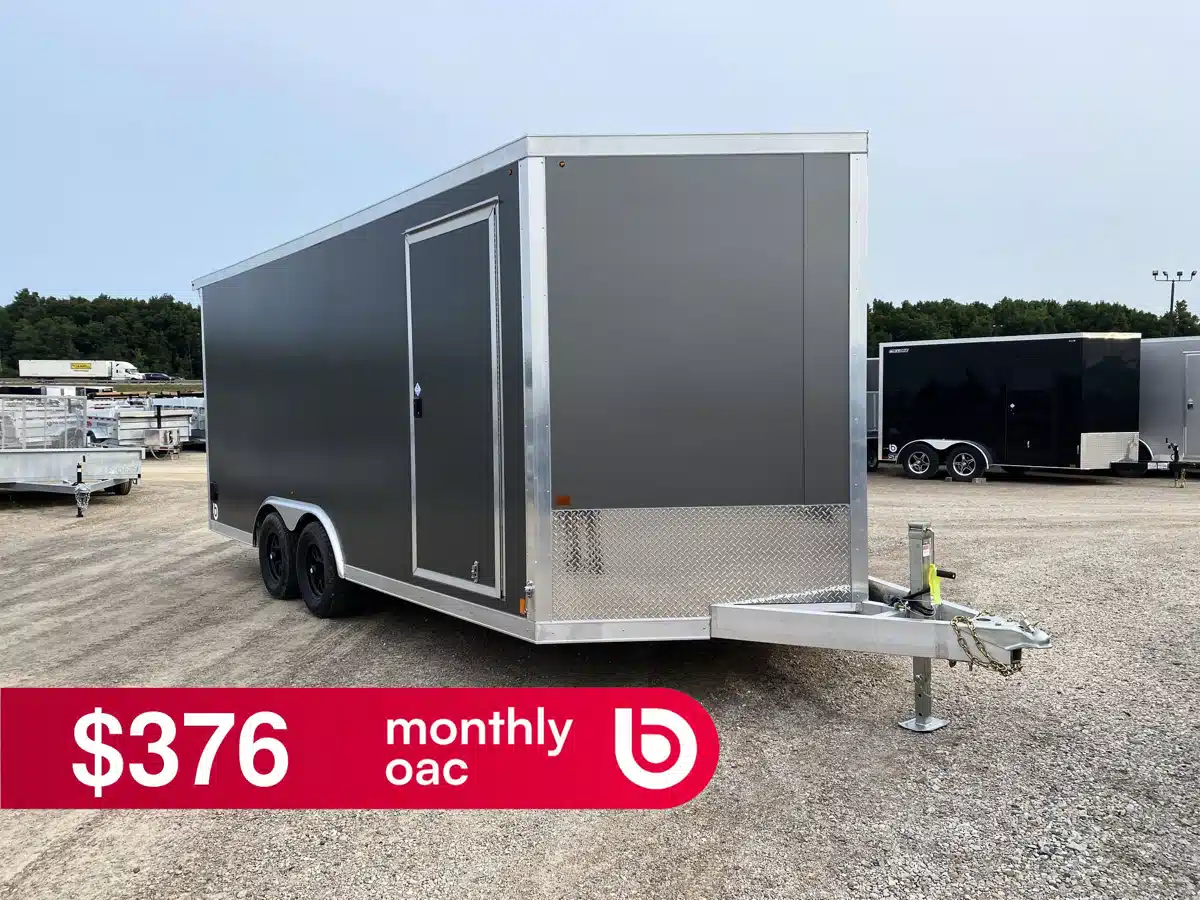 Photo de la Galerie 1 pour 2027 Canadian Mennonite Built Aluminum Enclosed Carhauler Trailer Remorque - Porte-voiture