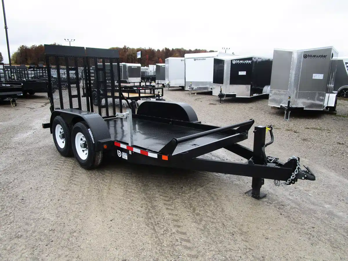 Photo de la Galerie 1 pour 2027 Canada Trailers LOW INCLINE SCISSOR LIFT Trailer