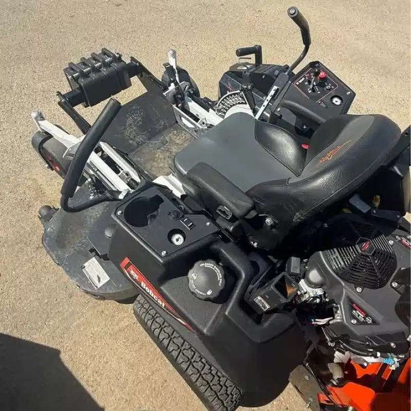 Photo de la Galerie 2 pour 2023 Bobcat ZT6100 Tondeuse à rayon de braquage zéro