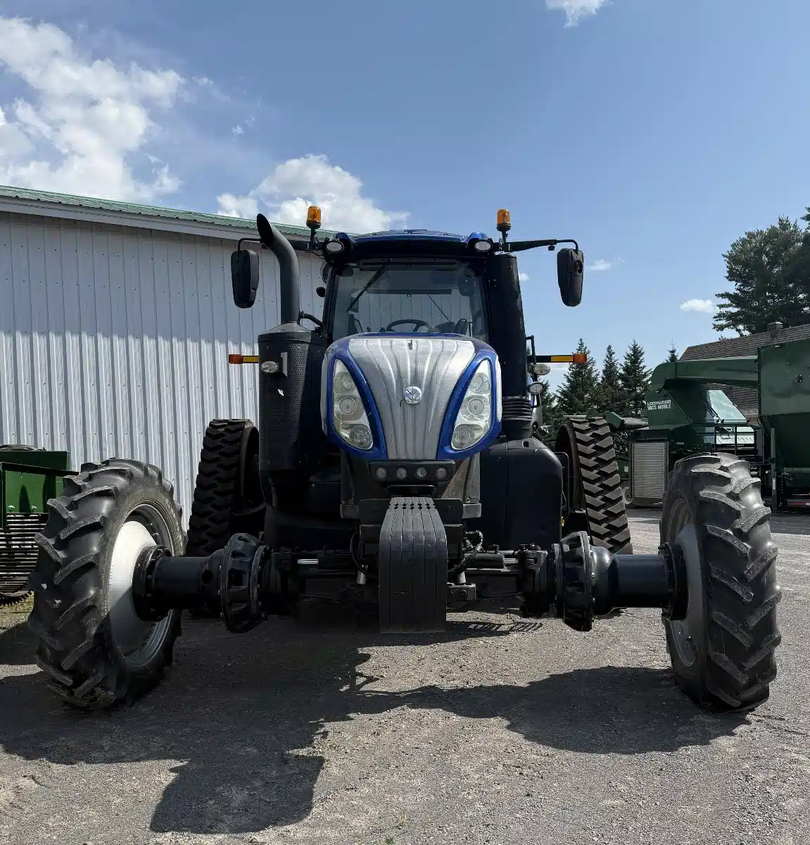 Photo de la Galerie 2 pour 2024 New Holland T8.435 Tracteur
