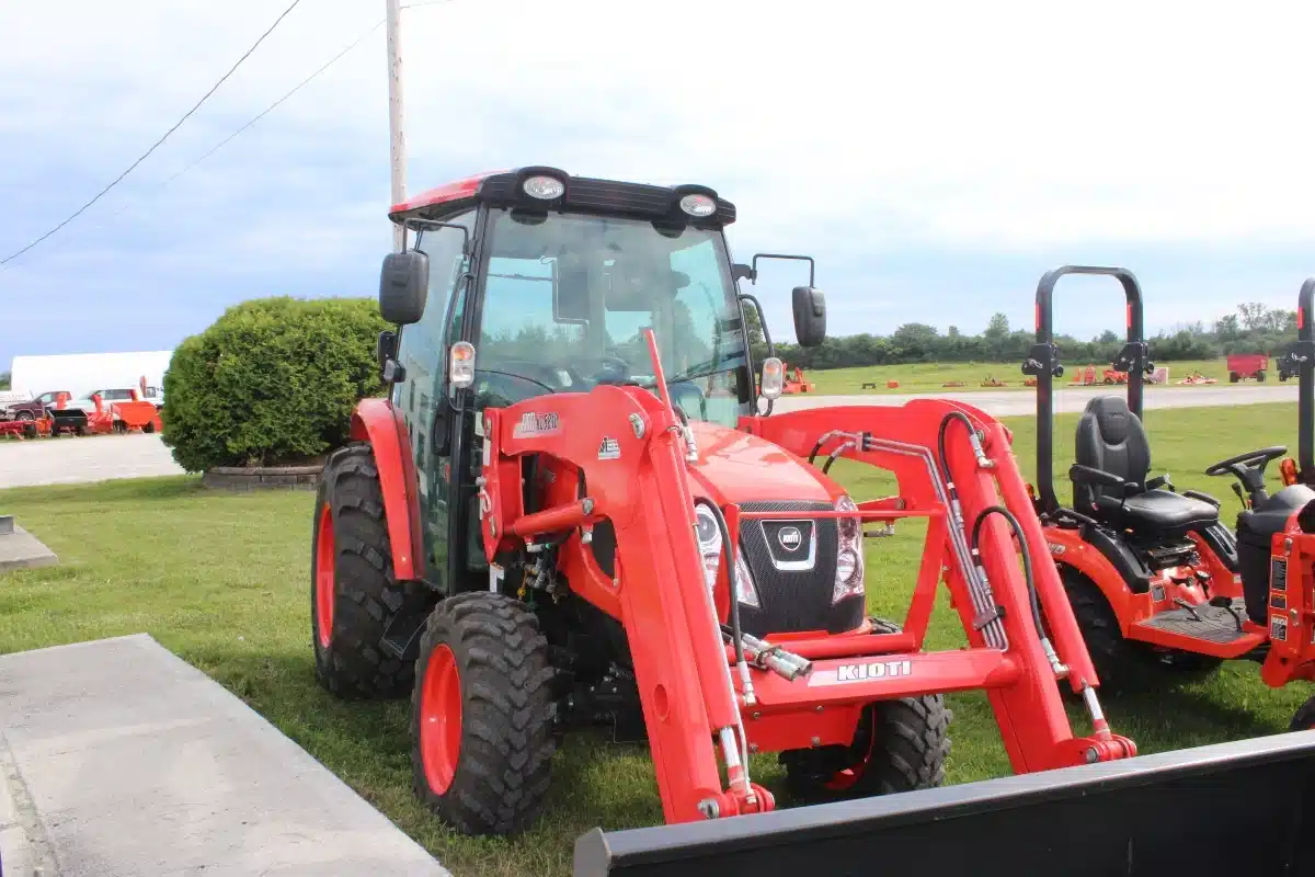 Gallery image 2 for 2024 Kioti NX6010HST Tractor