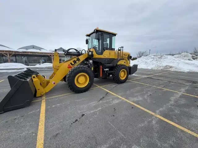 Gallery image 2 for UHI Machinery UWL300 Wheel Loader